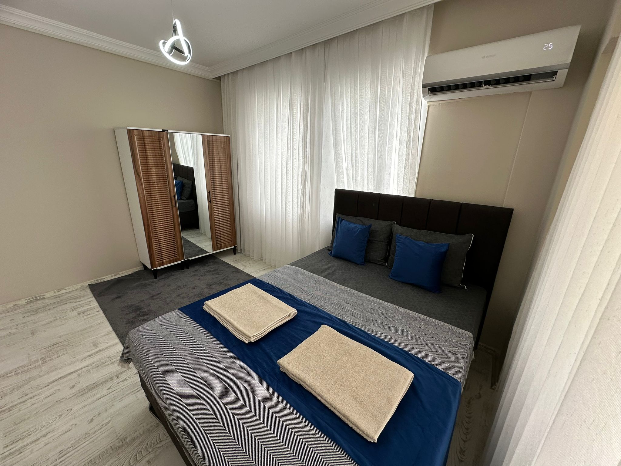 Fethiye merkez günlük kiralık apart yatak odası ve salon — Alas Garden city Apart otel